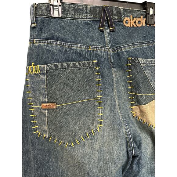 Akademiks Men Size 32X32 Patchwork stitching, baggy denim jeans 90s or Y2K era. - Picture 5 of 12